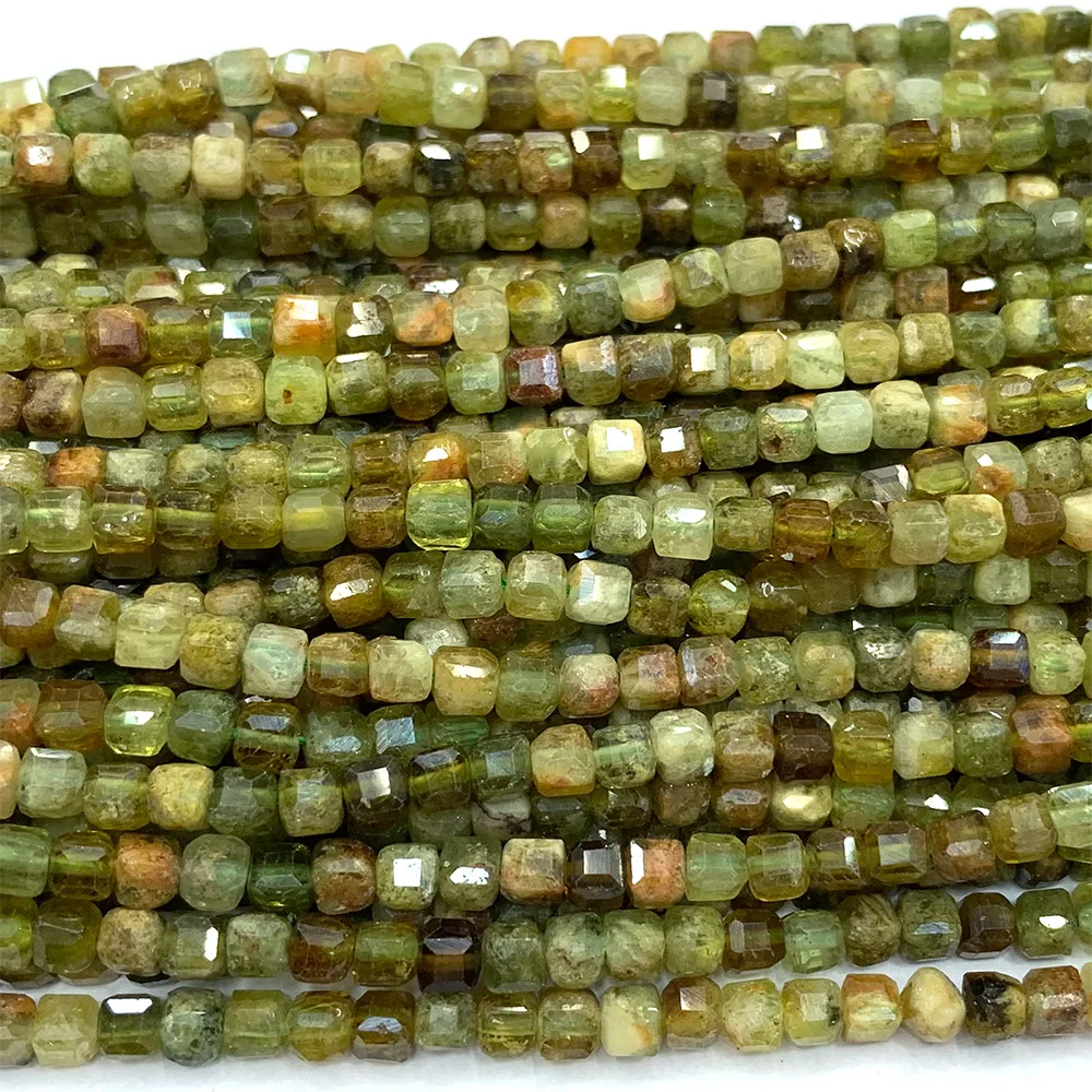 

Veemake Tsavorite Natural Stones Charms Gemstones Necklace Bracelets Earrings Edge Cube Faceted Beads For Jewelry Making 07218