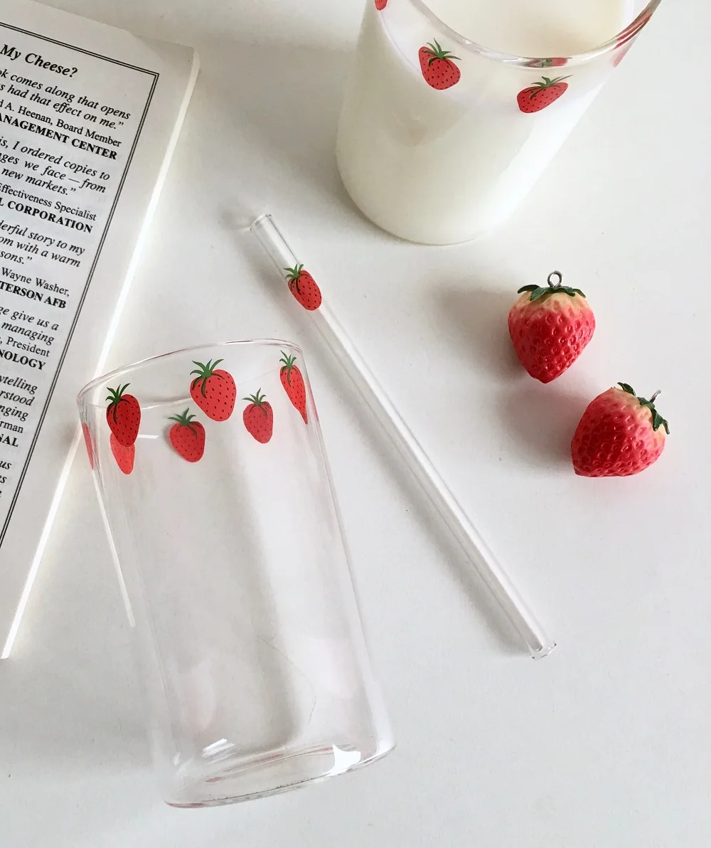 300ml Strawberry Cute Glass Cup With Straw Creative Transparent Water Cup Student Milk Heat Resistant Glass Nana