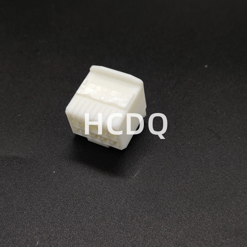 The original 90980-12374 17PIN Female automobile connector shell and connector are supplied from stock