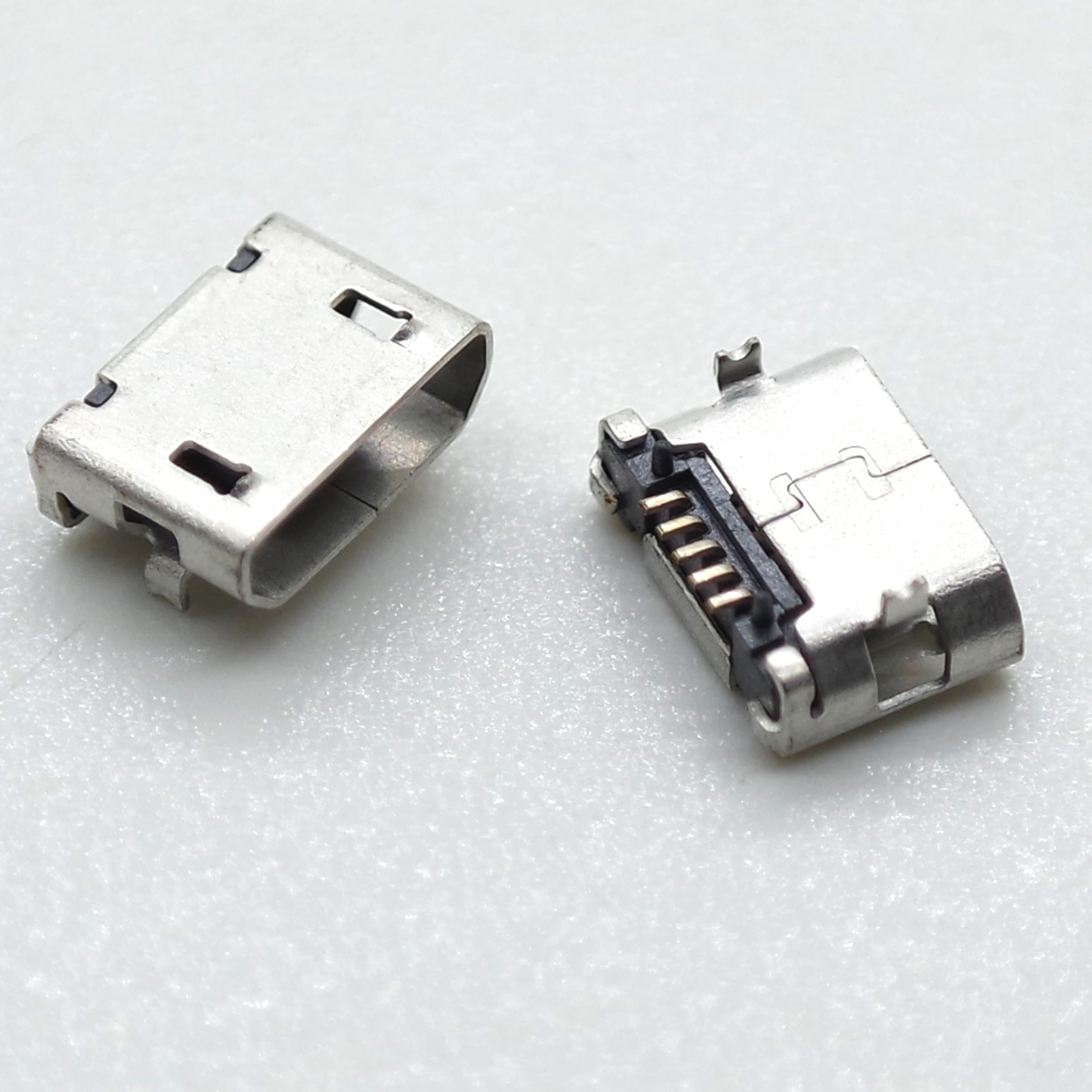 100pcs Micro USB female base 5p plug-in type B 6.4dip speaker charging base with column straight edge USB data connector