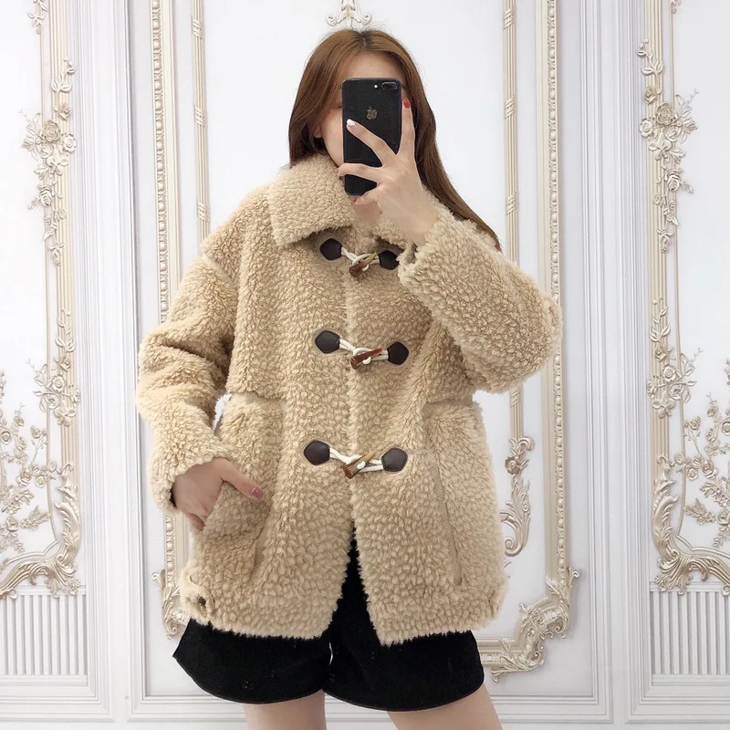 

Winter Women's Wool And Fur Coat Particles Sheep Shearing Long-Sleeved Lapel Personality Horn Button Ladies Warm Jackets Casual