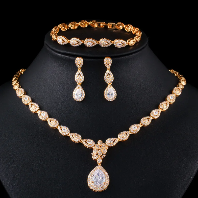 CWWZircons Luxury Cubic Zirconia Gold Color Water Drop Earring Necklace Bracelet Wedding Party Costume Bride Jewelry Sets T402