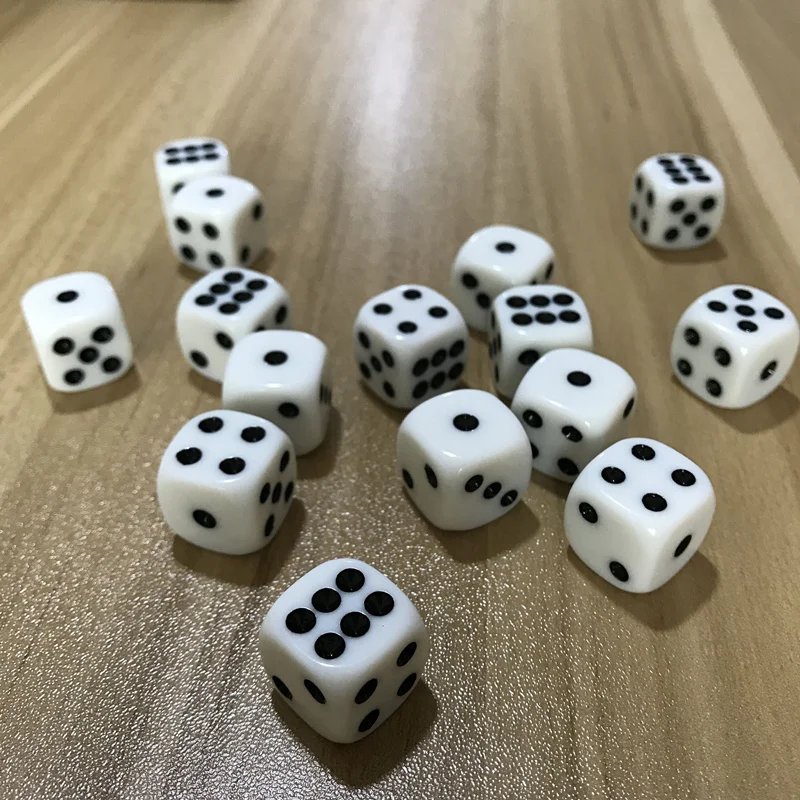 10 pz/lotto intrattenimento 16mm dadi punti acrilico bianco dadi Hexahedron angoli arrotondati punto nero gioco da tavolo Rpg dadi gioco da tavolo