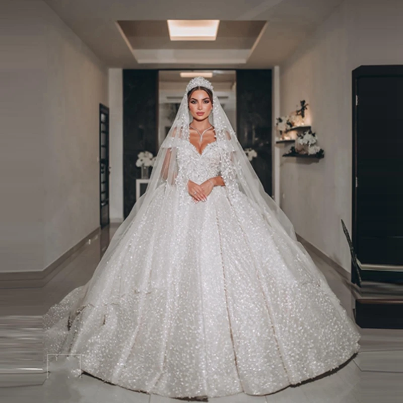 

Shining Beaded Sequined Dubai Wedding Dress Elegant Off The Shoulder V Neck Saudi Arabia Bridal Gowns Luxury Custom Made