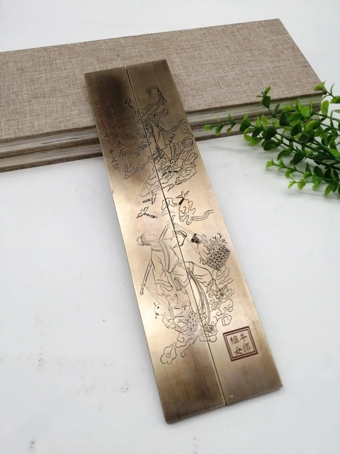 

China painting calligraphy auxiliary tool metal crafts Paperweight-the Cowherd and the Weaving Maid-Paper weight home decor