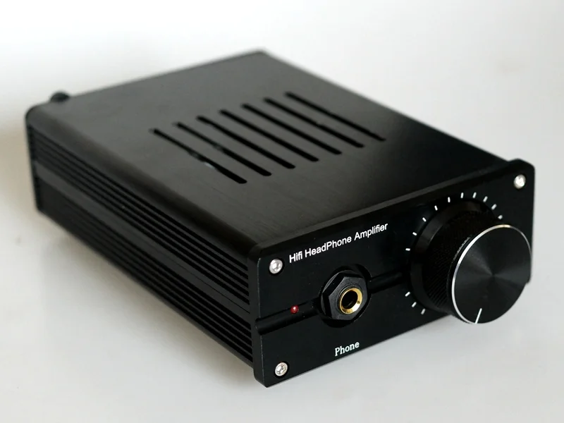 

L.RA1 AC is a low-impedance high-sensitivity amp headphone amplifier