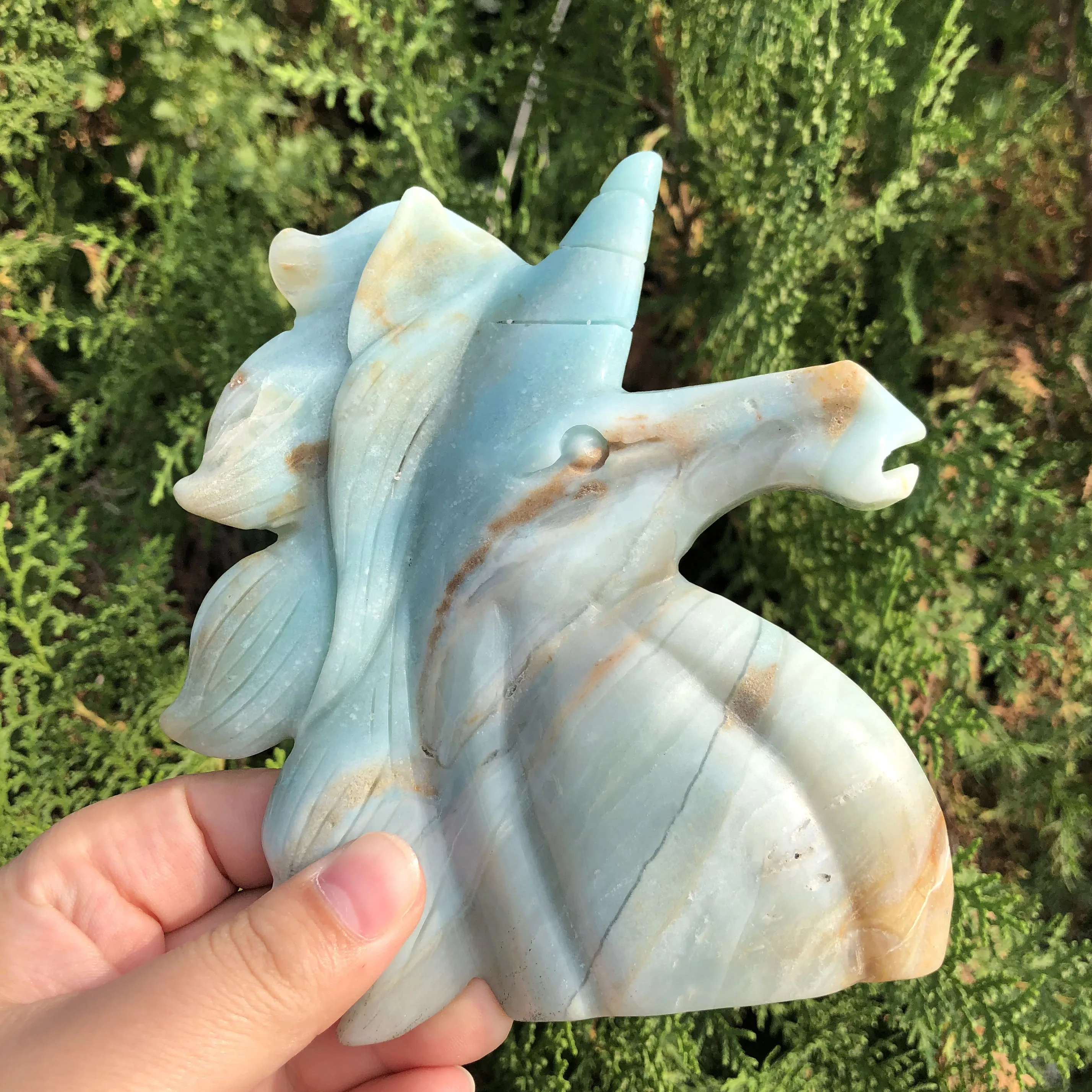 

Natural Big Caribbean Calcite Unicorn Carving Crystal Stone Unicorn Healing Caribbean Calcite Unicorn For Decoration