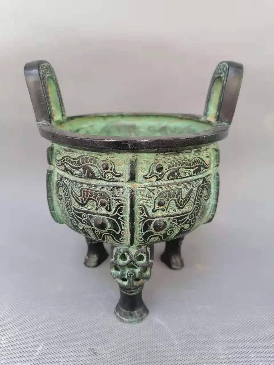 

Rare Old Han Dynasty(25-186) Bronze incense burner,Animal pattern,#01,free shipping