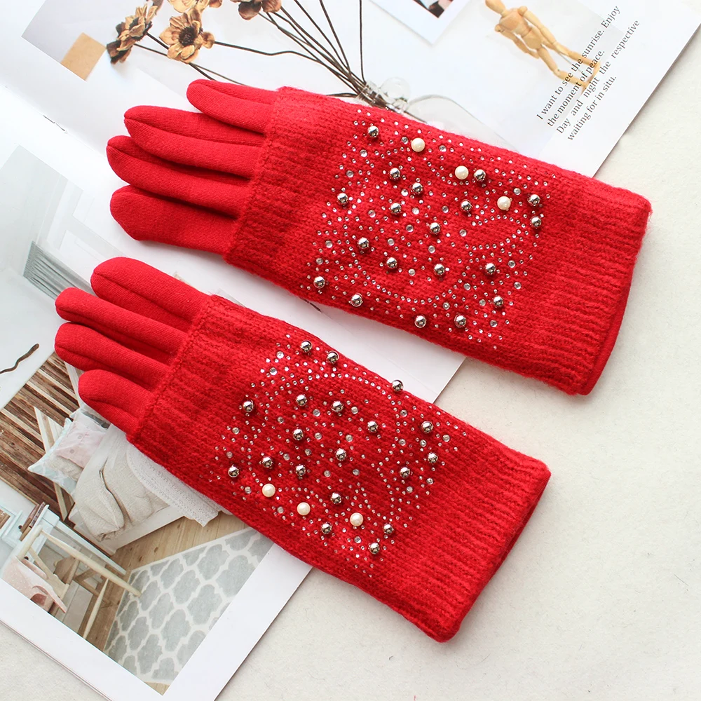 New style ladies winter warm knitted cotton gloves red fashion diamond sheath dual-use windproof and cold-proof gloves