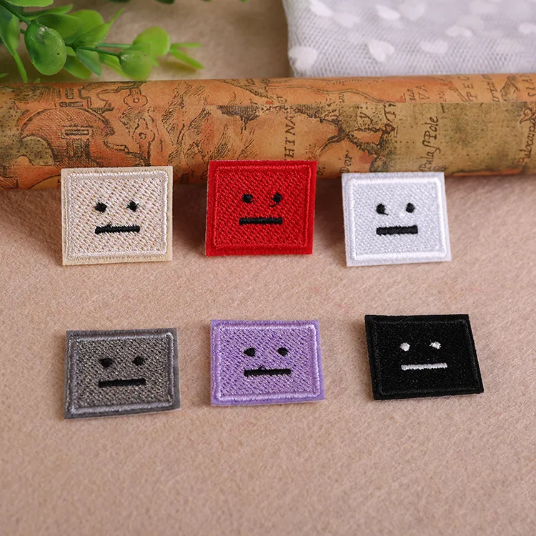High Quality Square Smiling Face Embroidery Logo Patch Cloth DIY Hat T-shirt Hoodie Wool Clothing Decoration Paste