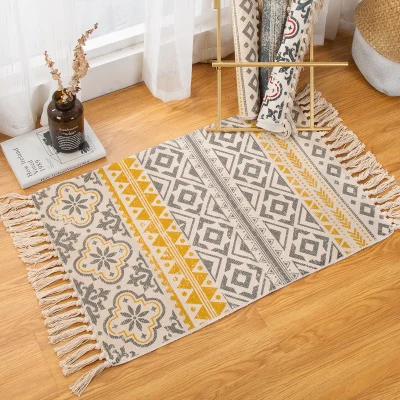 

1pcs New Retro Bohemian Hand Woven Cotton Linen Carpet Rug Bedside Rug Geometric Floor Mat Living Room Bedroom Carpet Home Decor