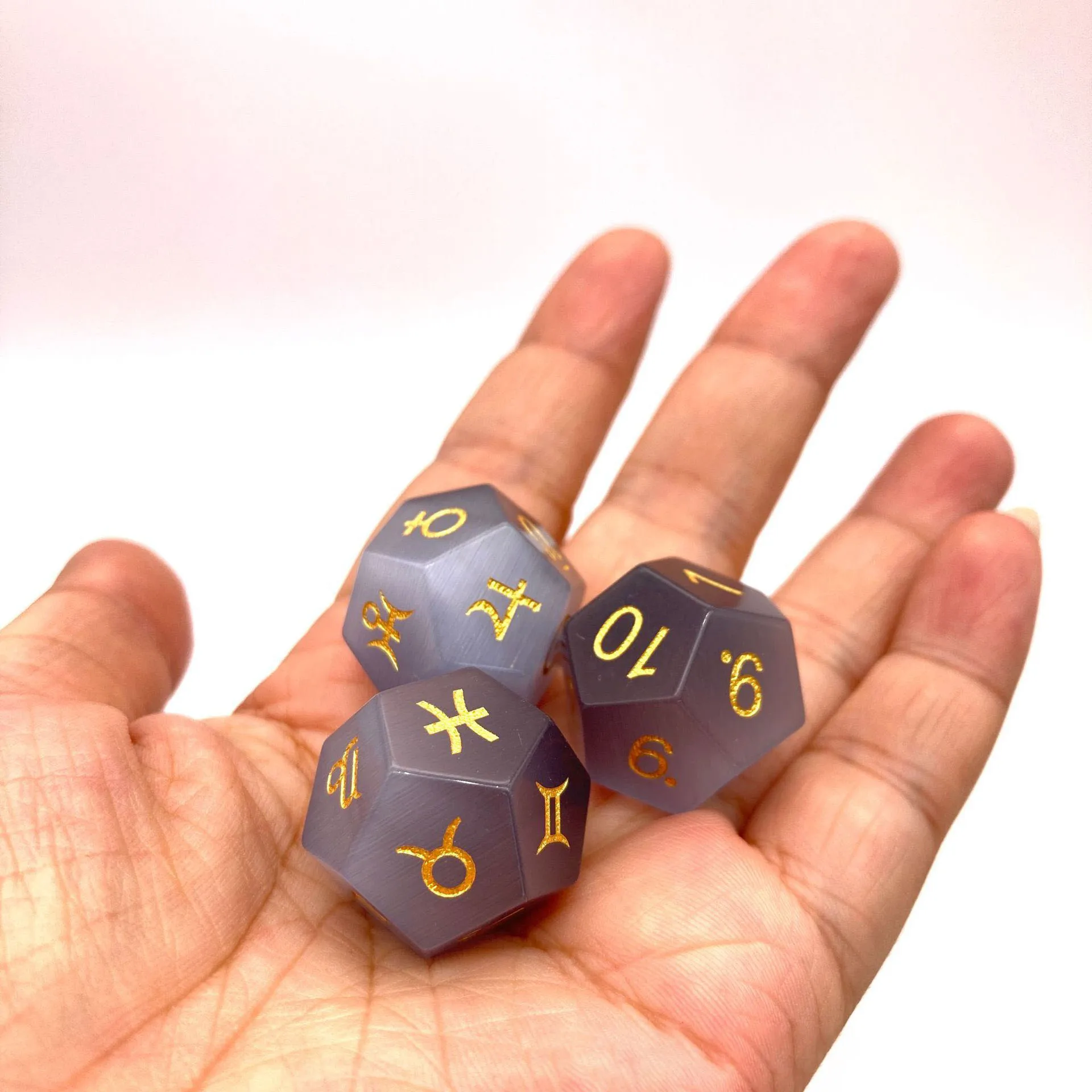 Gray Cat's Eye Stone Dice Set Gem Constellation Symbol Divination Dice Zodiac Sign Tarot Astrology Dice D12 Collection Craft