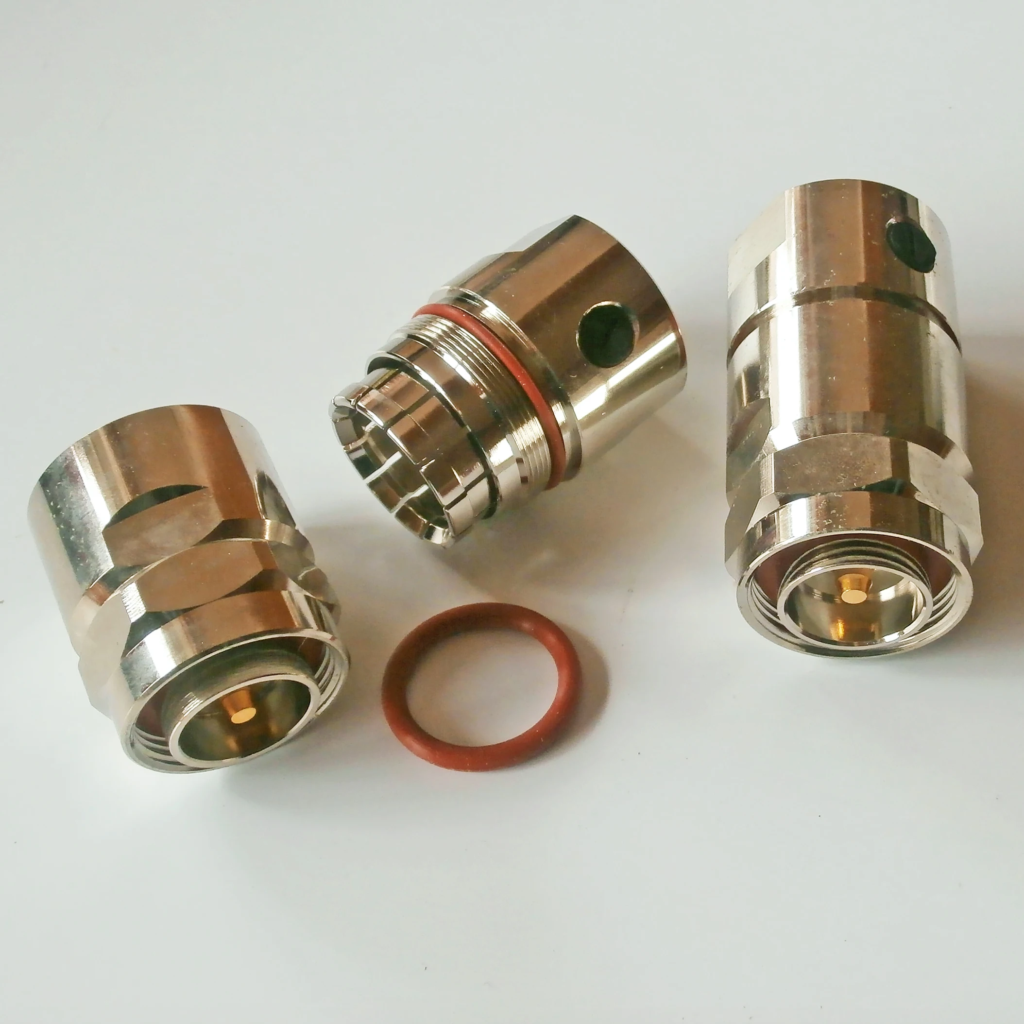 1 Pcs Adapter 7/16 DIN male L29 plug Connector Clamp for Corrugated Copper 7/8'' Coax cable RF connector BRASS