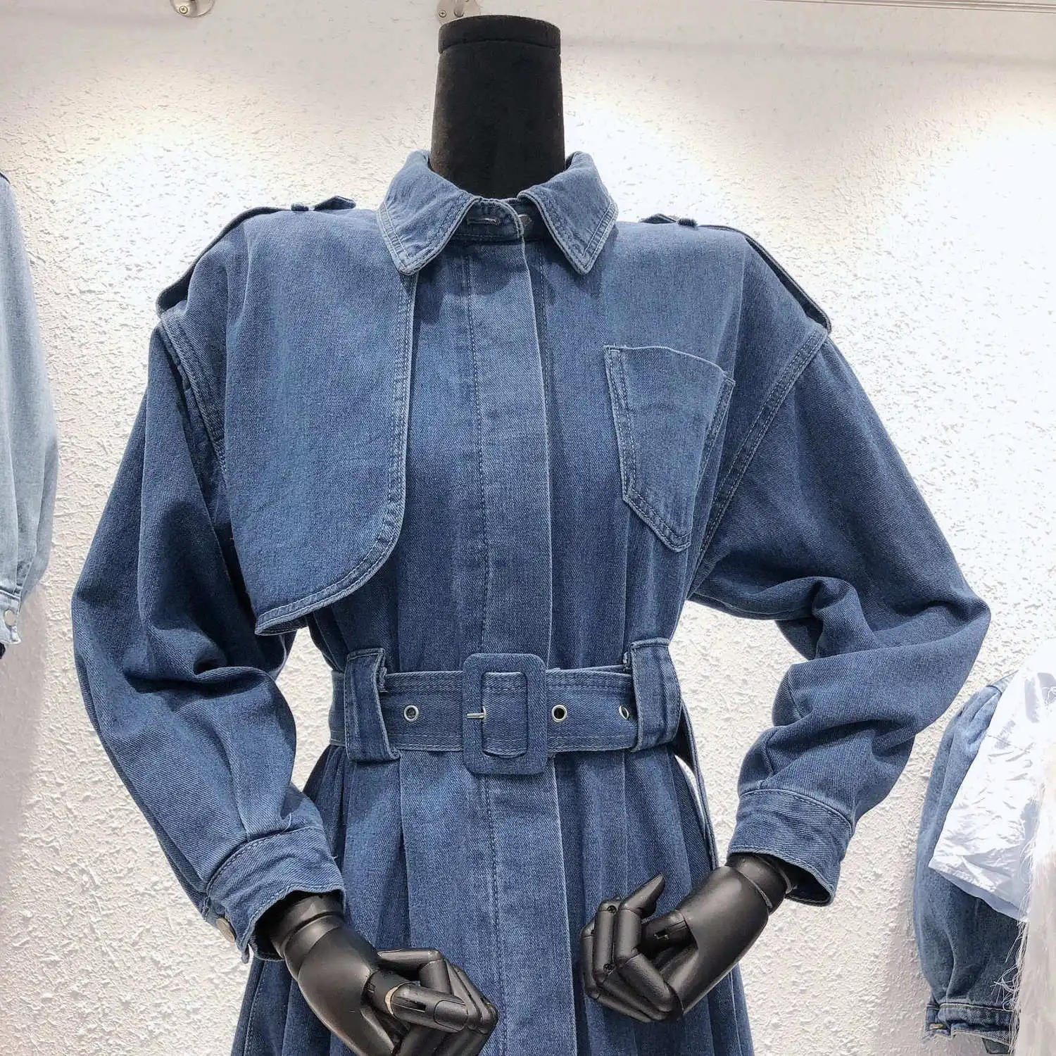 

Women's Denim Jacket Casual Solid Color Fashion Belt Office Jacket Chic Epaulette Design Long Trench Coat 2021 New Ki4586