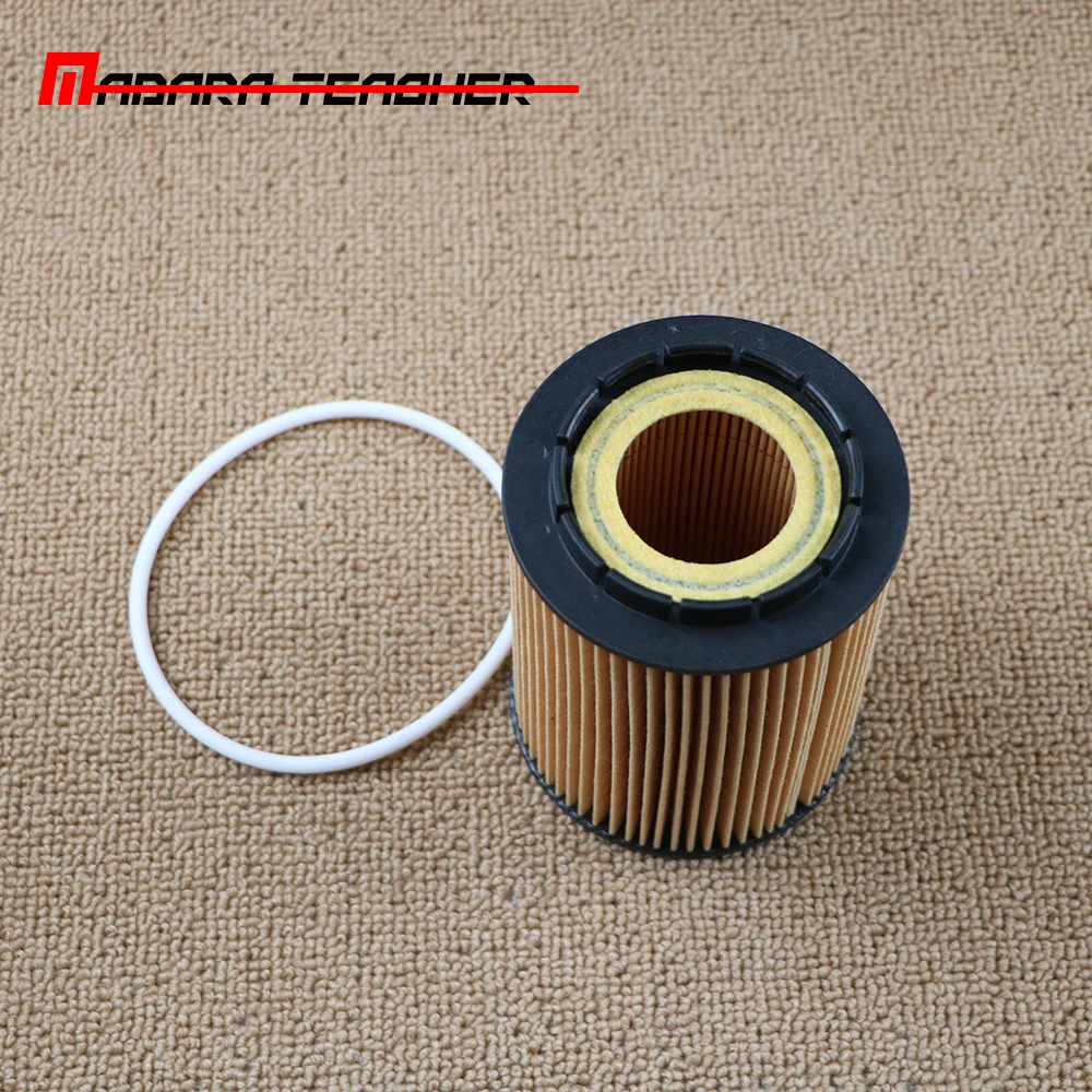 

021115562 Engine Oil Filter For VW Touareg Golf Passat Porsche Cayenne Audi Q7 A8 95510756100 077115562G A0001801509 25313731