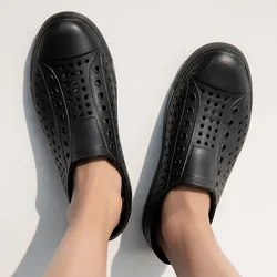 Hole Sandals Men Shoes Clogs Women Sandalias Zapatos De Hombre Sandles Unisex Beach Sandals Woman Water Slippers New