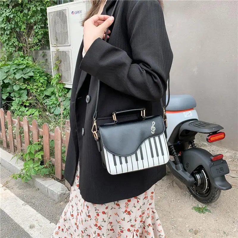 2021 Fashion Color Contrast Embroidery Shoulder Bag, Small Square Bag, Wild Girl Sweet Personality Piano Note Messenger Bag