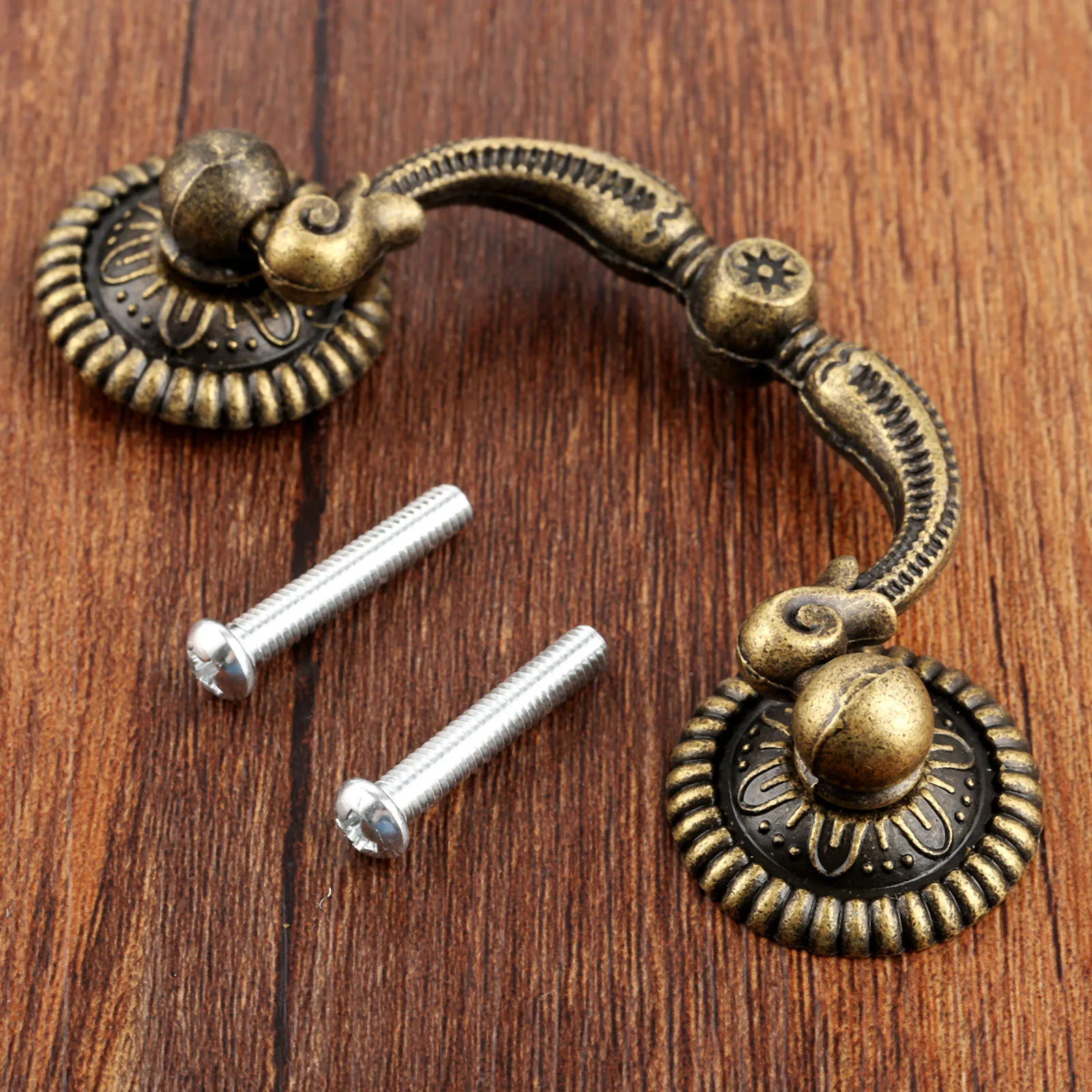 Retro Handle Vintage Antique Bronze Pull 90mm*42mm Knob Cupboard Door Kitchen Cabinet Drawer Wooden Jewelry Box Europe Style