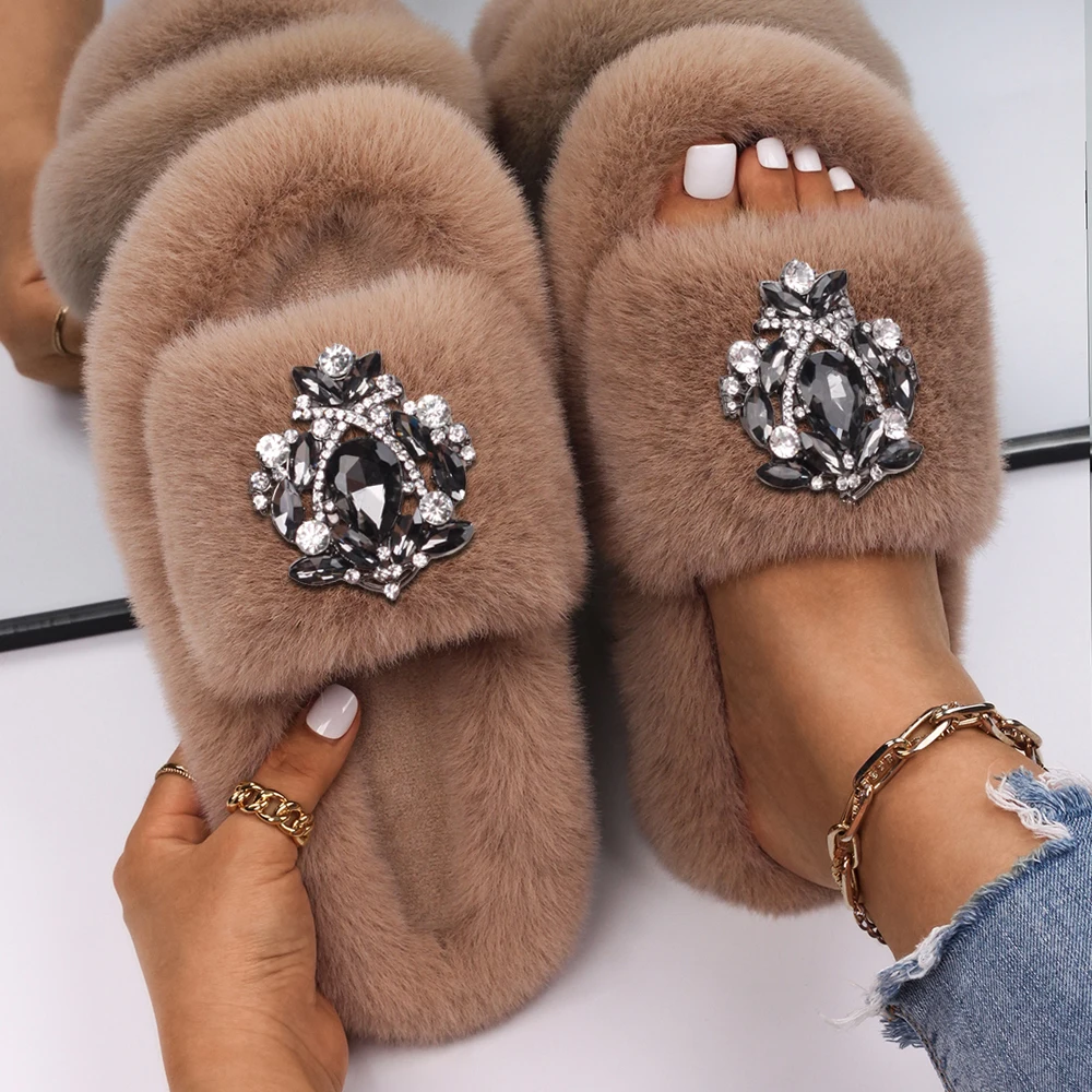 Lady Faux Fur Slides Slippers Drop Shape Alloy Rhinestone Crystal Winter Fur Sandals Flip Flops Crystal Flats Shoes for Women