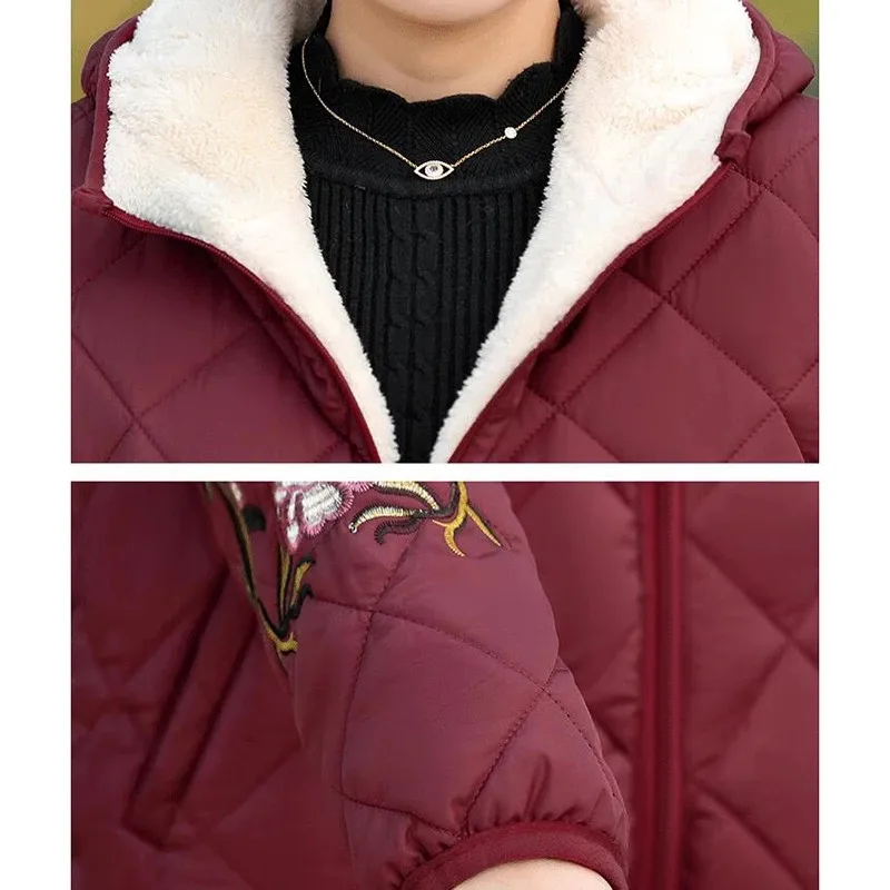 2022 Autumn Winter Cotton Jacket Female Flocking Coat New Fashion Hooded Thick Warm Short Outerwear Fleece Short Women Parkas