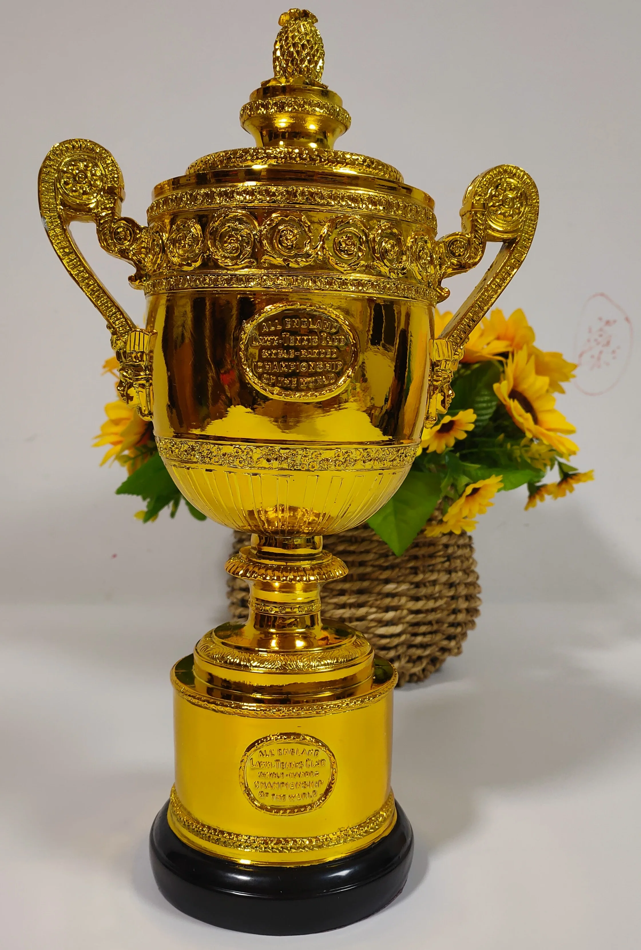 The 2021 Wimbledon Trophy Cup 35 CM Height The Tennis Championship Trophy The Champions Trophy Cup Novak Djokovic Fan's Souvenir