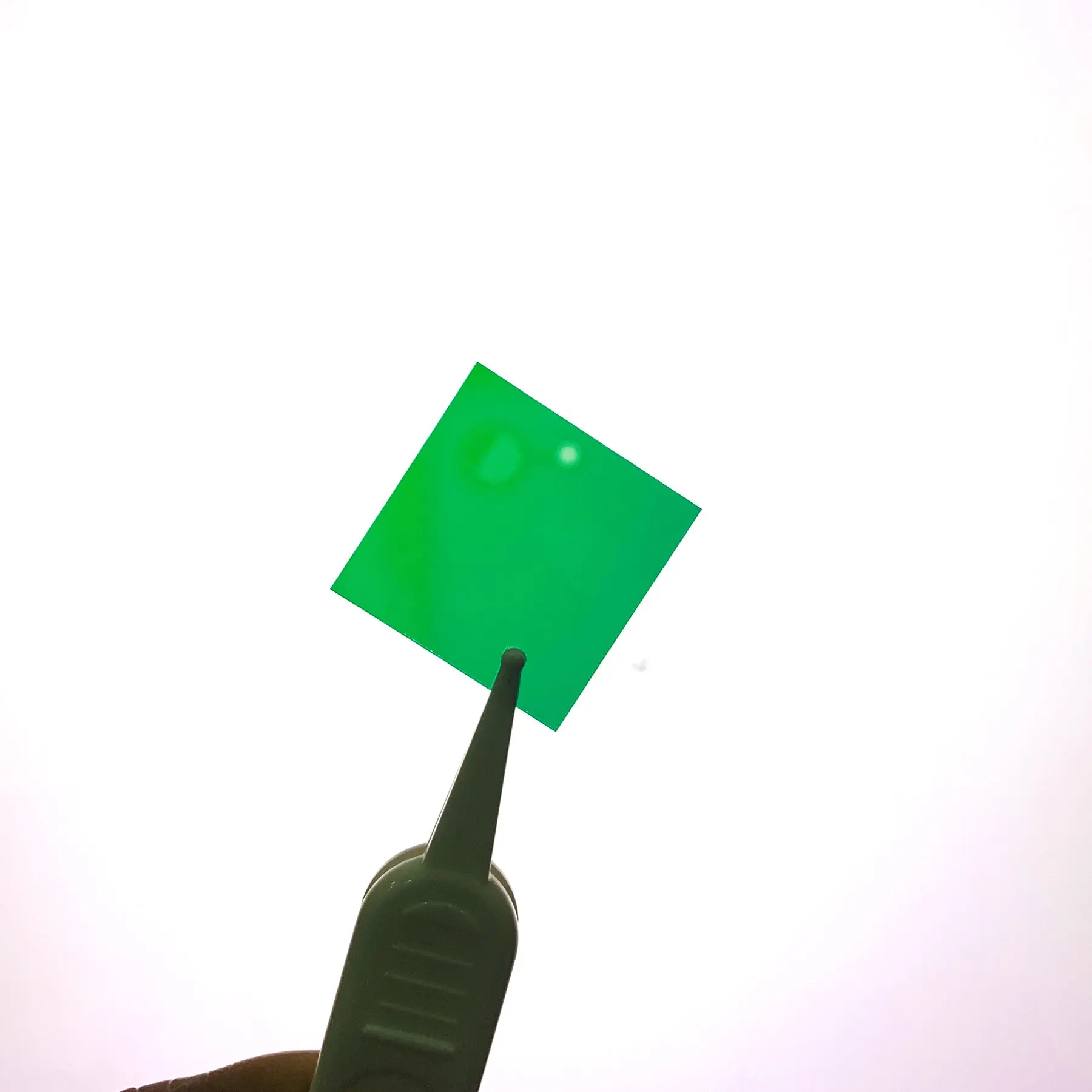 Square Size 25x25x1mm Cut-off Depth OD4 516nm Narrow Bandpass Filter Glass Green Light Color NBP516