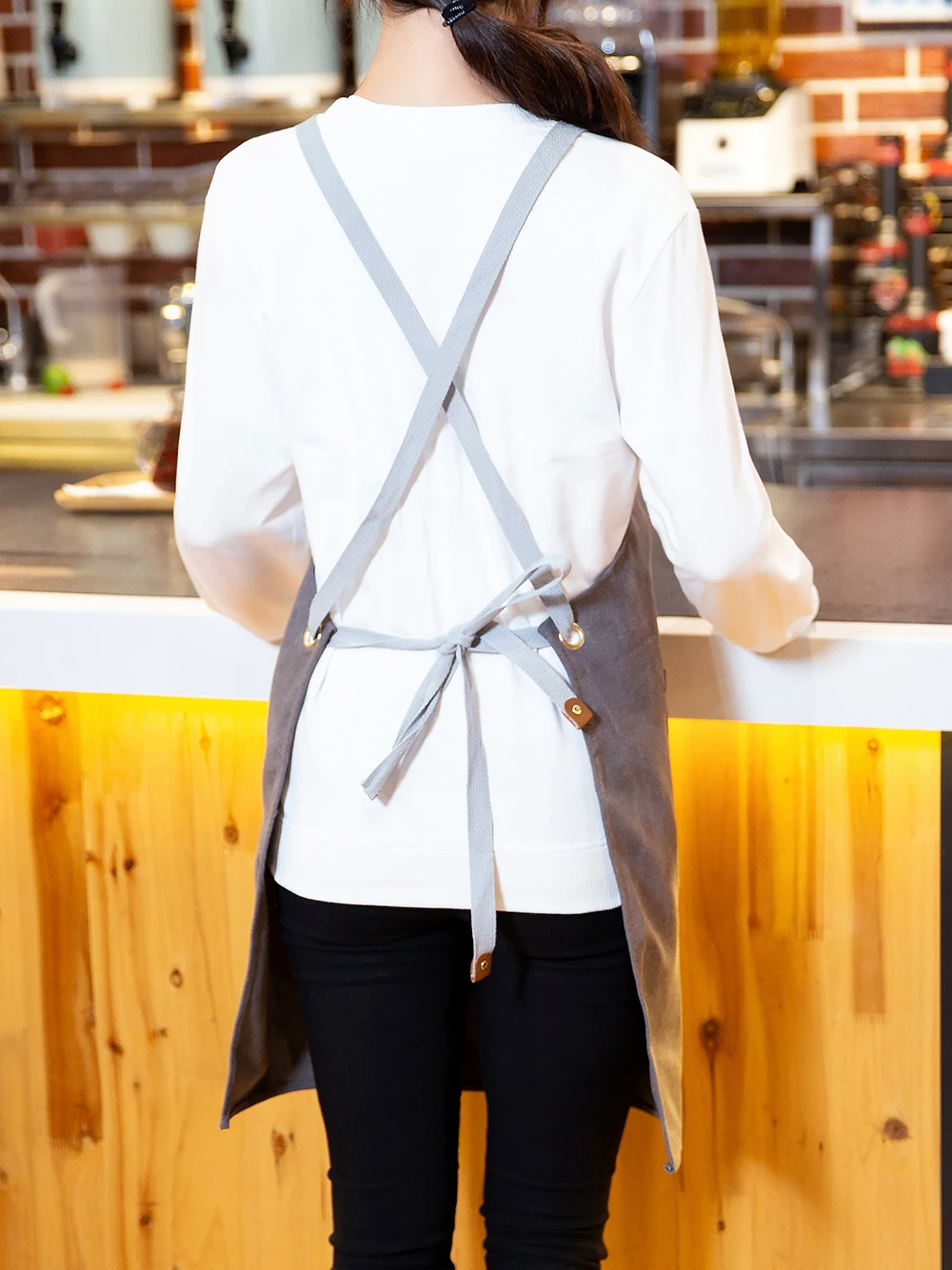 New Fashion Canvas Kitchen Aprons For Woman Men Chef Work Apron For Grill Restaurant Bar Shop Cafes Beauty Nails Studios Uniform