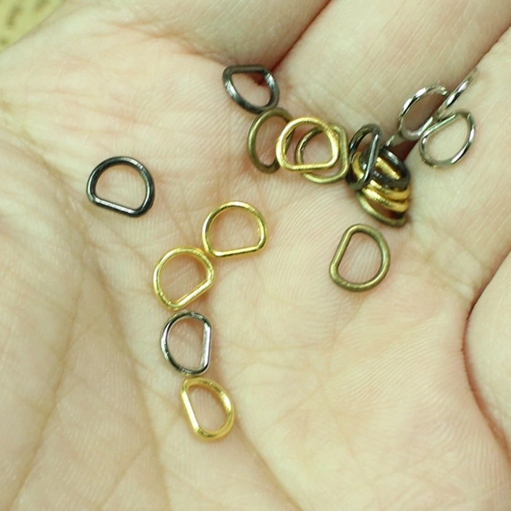 20 sztuk/paczka 7mm bardzo mały pasek D-klamra torby dla lalek klamry DIY guziki dla lalek buty Super Mini zabawki akcesoria dla lalek — zdjęcie 4