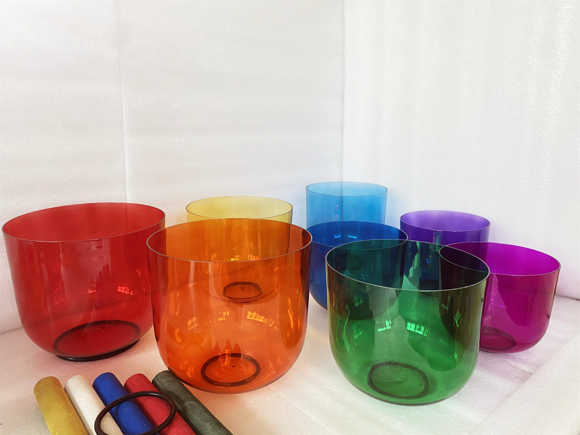 نغمات كريستال 8 قطع 432 هرتز درجة مثالية CDEFGABC4 مجموعة أوعية غناء كريستالية ثماني وثالث سلسلة ألوان فاتحة 8.5 بوصة - 6.5 بوصة #4