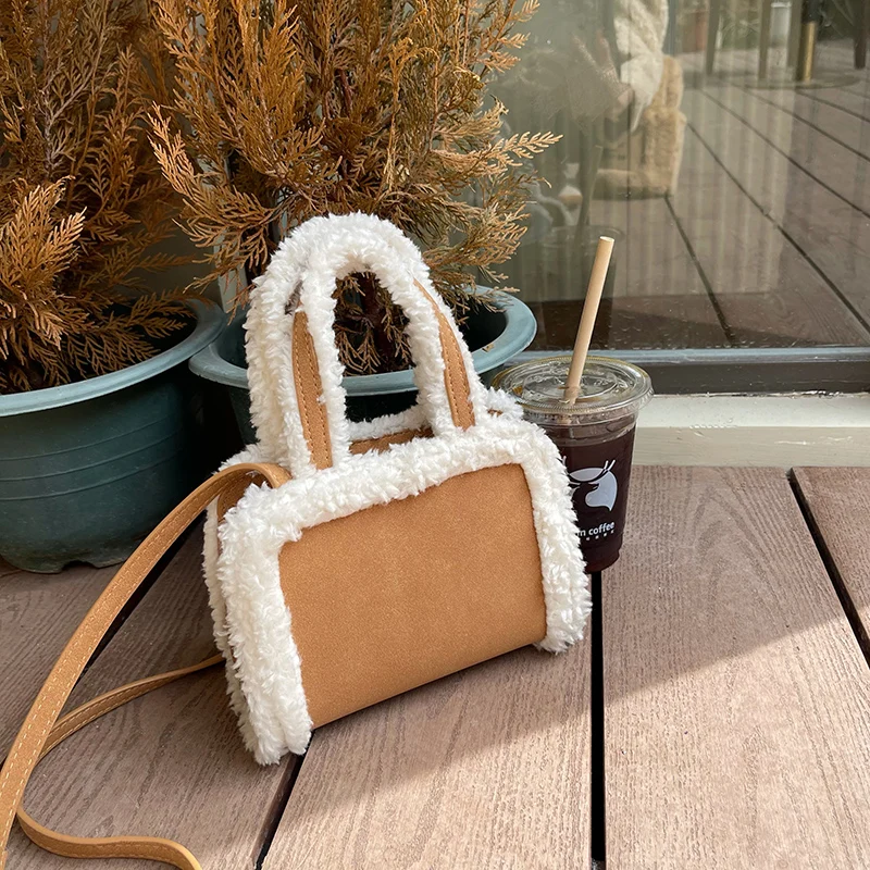 Winter Lambswool Handbag Designer Small Soft Plush Crossbody Bags for Women Fashion Wide Strap Women Shoulder Bag 2022 Mini Bag