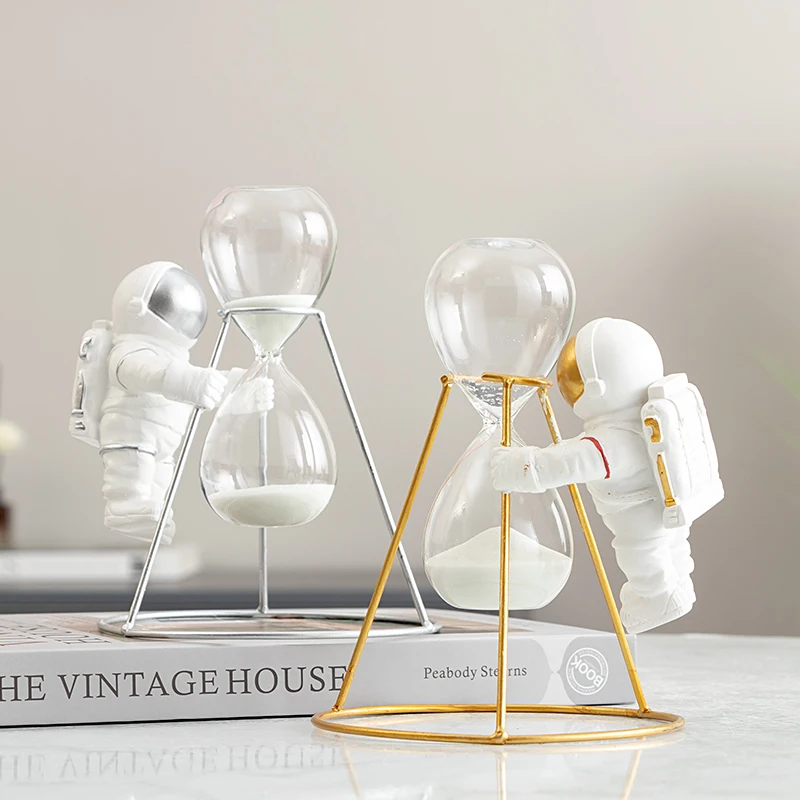 

Nordic Style Astronaut Hourglass Timing Creative Children's Resin Decorations Living Room Bedroom Home Sandglass Ornament ZB17