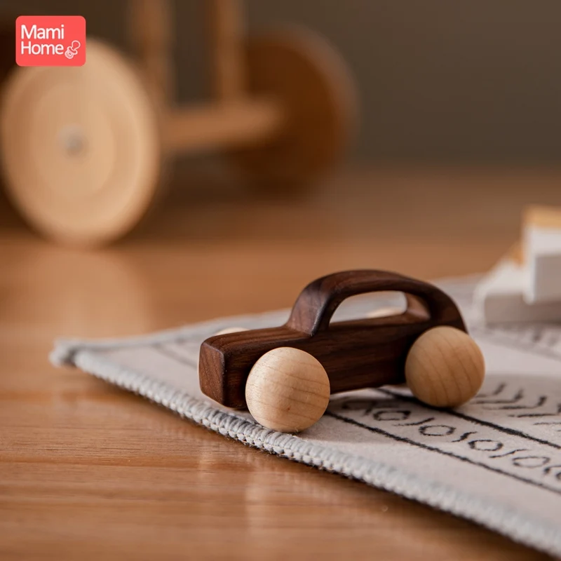 1pc Baby Toys Wooden BPA Free Beech Wood Teether Cartoon Car Organic Wooden Car Montessori Toys For Children Teething Nurse Gift