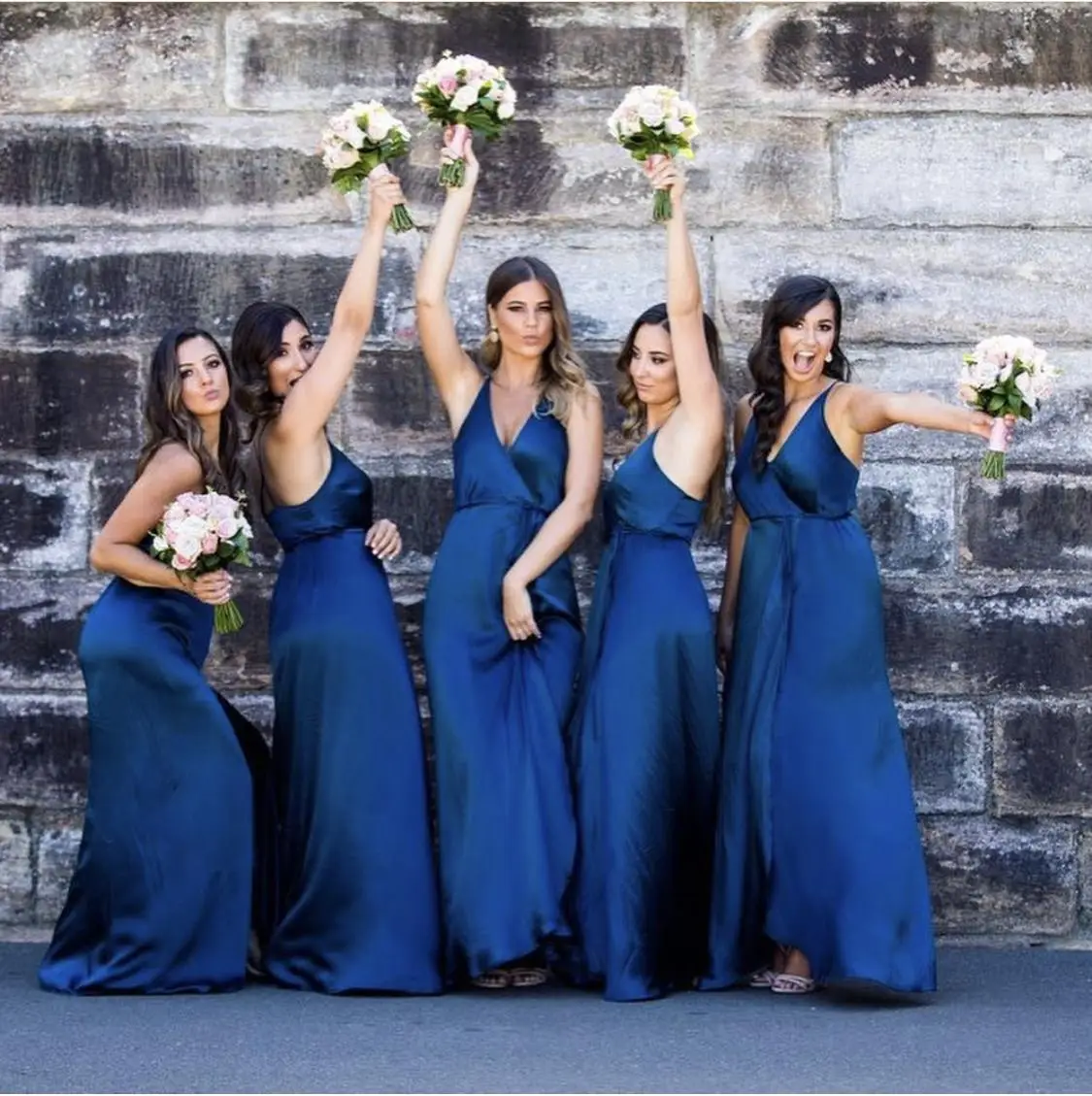 Robe de demoiselle d'honneur, Sexy, bleu Royal, ligne A, bretelles Spaghetti, dos nu, plis fendus, longues robes d'invitées de mariage