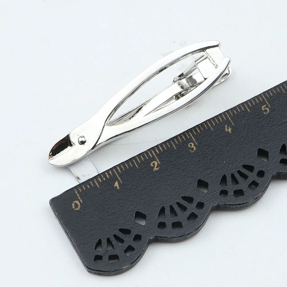 New Men\'s Tie Clip Bright Chrome Stainless Steel Saw Wrench Shovel Shape Jewelry Necktie Clips Pin Clasp Clamp Wedding Gifts