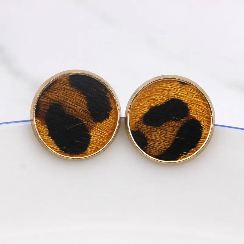

ZWPON Small Round Disc Leopard Studs Genuine Leather Earrings for Women Fashion Animal Print Earrings Women Jewelry Wholesale