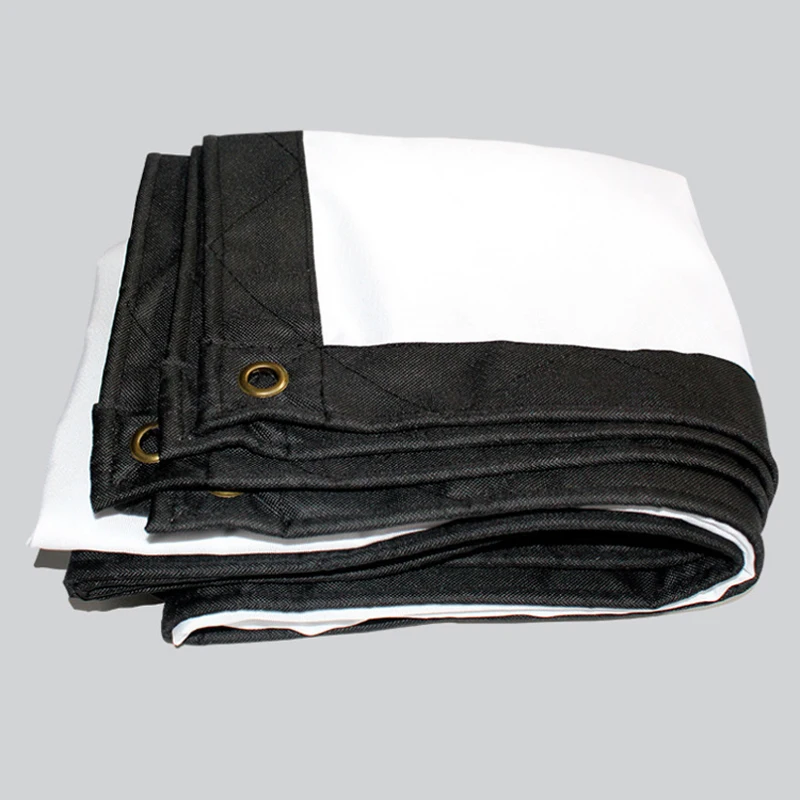 Простой складной проекционный экран общего размера 500 см x 211 см по индивидуальному заказу с окантовкой и люверсами