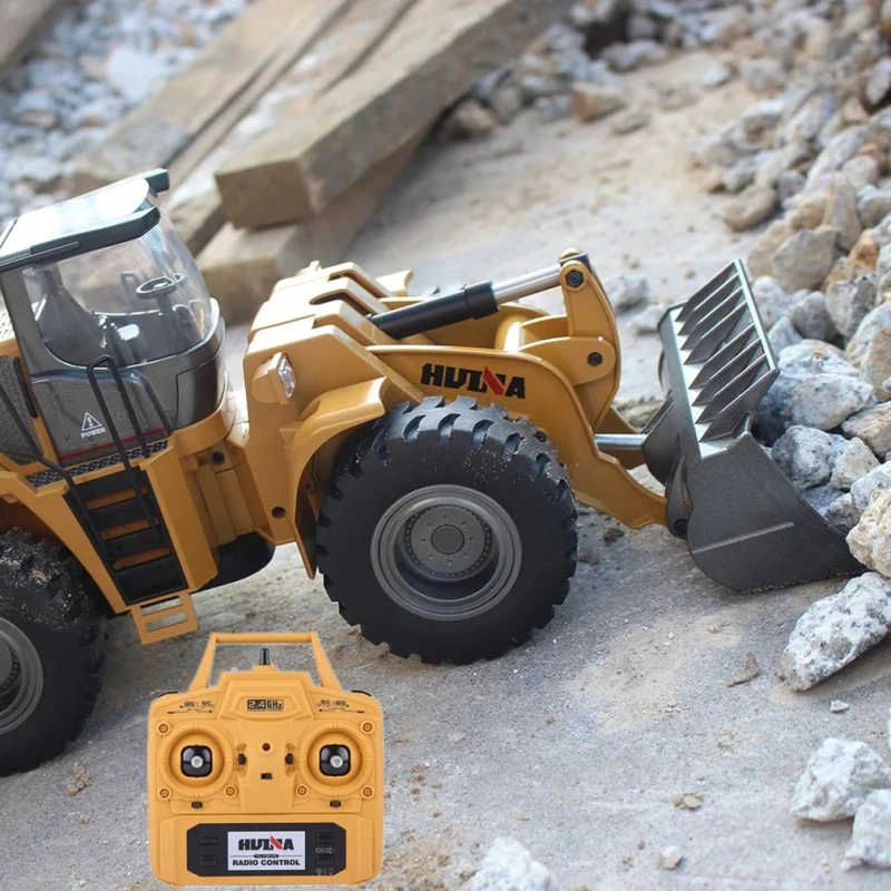 การจําลองที่สมจริงรีโมทคอนโทรลการก่อสร้างรถบรรทุกมัลติฟังก์ชั่นวัสดุ LED Light 2.4G RC Bulldozer ของเล่นเด็ก