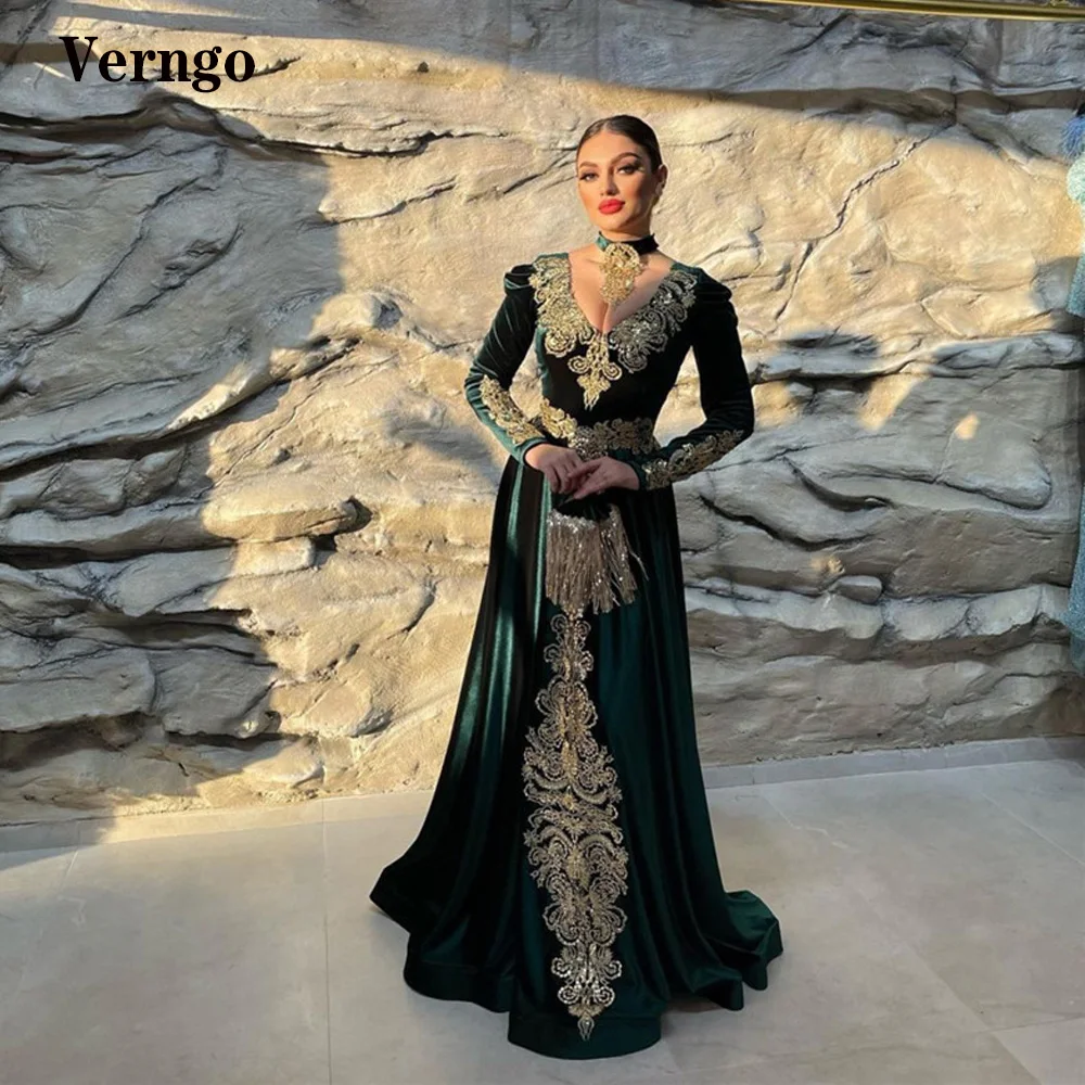 Verngo Green Velvet Kaftan Women Evening Dresses Long Sleeves Lace Applique V Neck Women Formal Dress Arabic Party Prom Gown