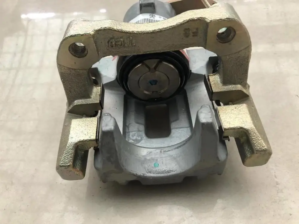 4 models Brake Caliper front / rear side for Chinese Brilliance FRV FSV H320 V5 auto car motor parts