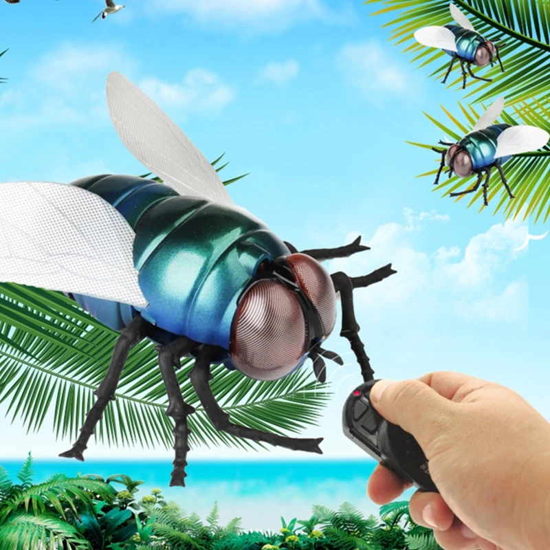 Electric Fake Flies Toy Simulation Insect Crawling Remote Control Flies Party Favors Birthday Gifts for Kids Boys Girls