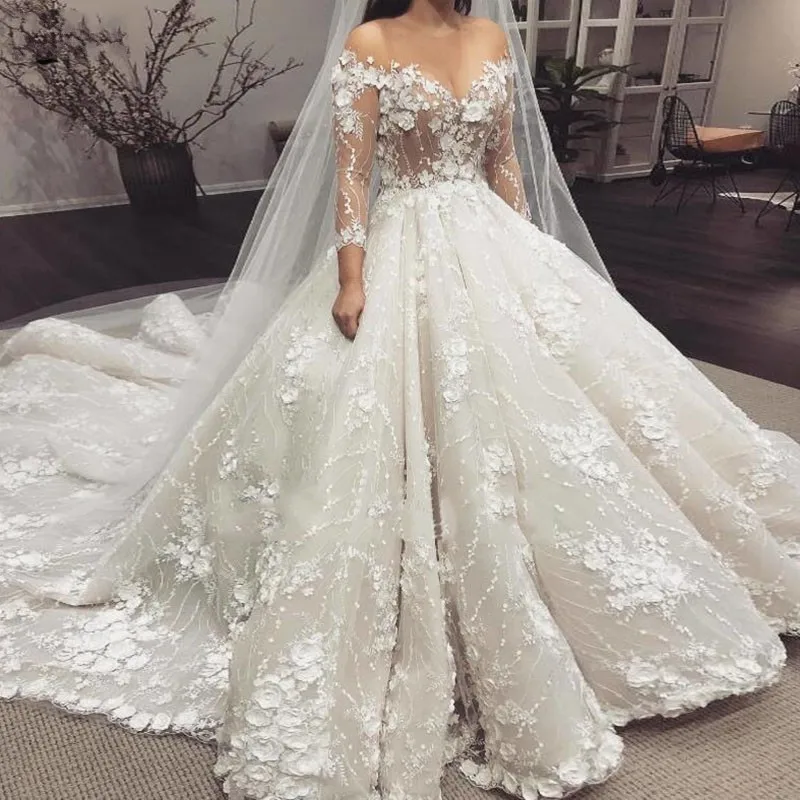 Fashion 3D Floral Wedding Dress Illusion Long Sleeves Floor Length Ball Gowns Elegant V-Neck Appliques Court Train Bridal Dress