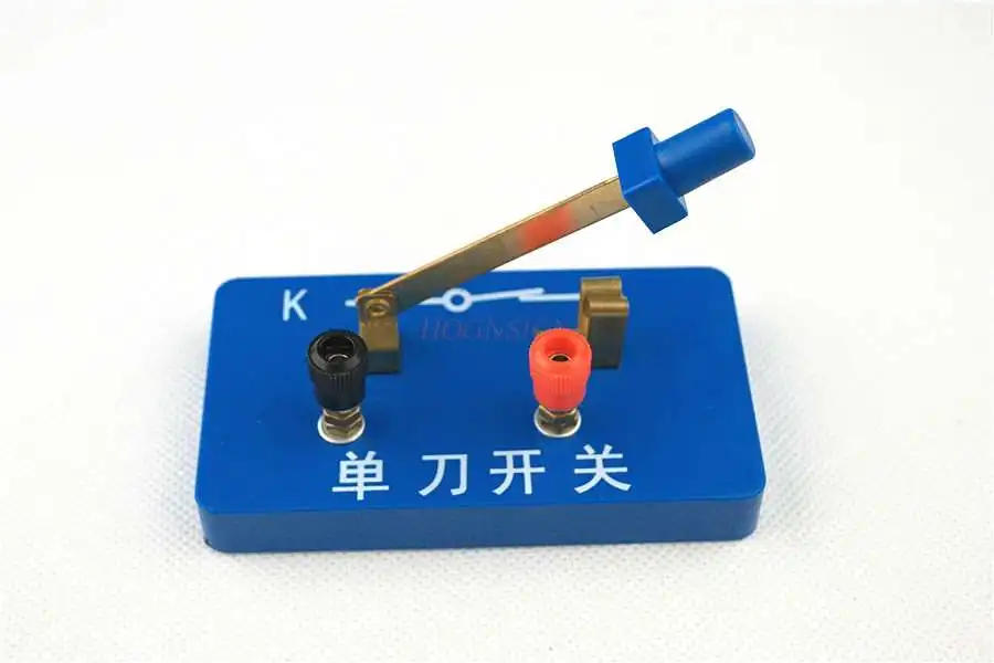 Single pole single throw switch teacher demonstrates magnetic type single gate switch physical electrical experiment pure copper