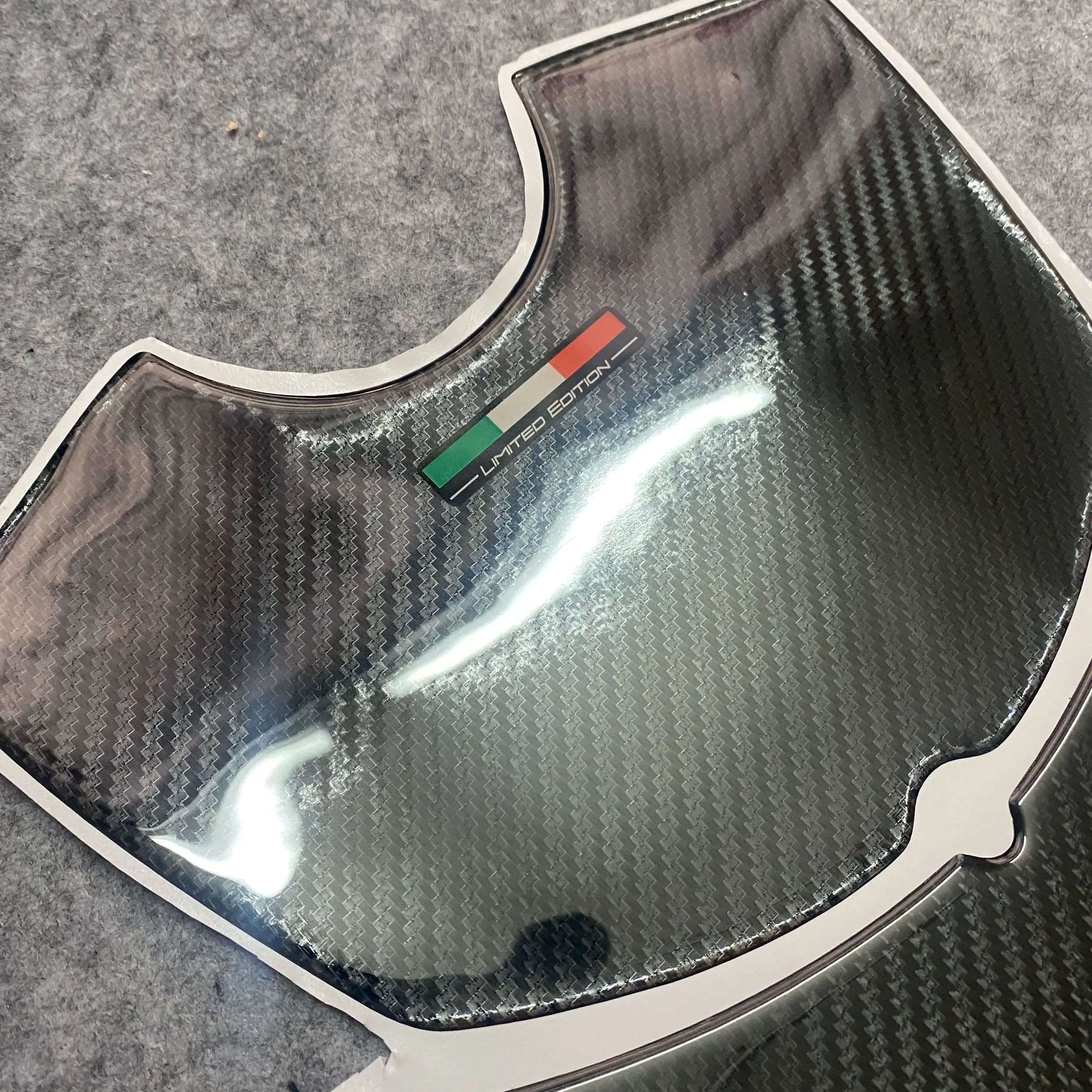 FOR Ducati 749 999 2003 2004 2005 2006 Motorcycle Tank Pad Gel Protector 3D carbon fiber pattern fuel tank sticker