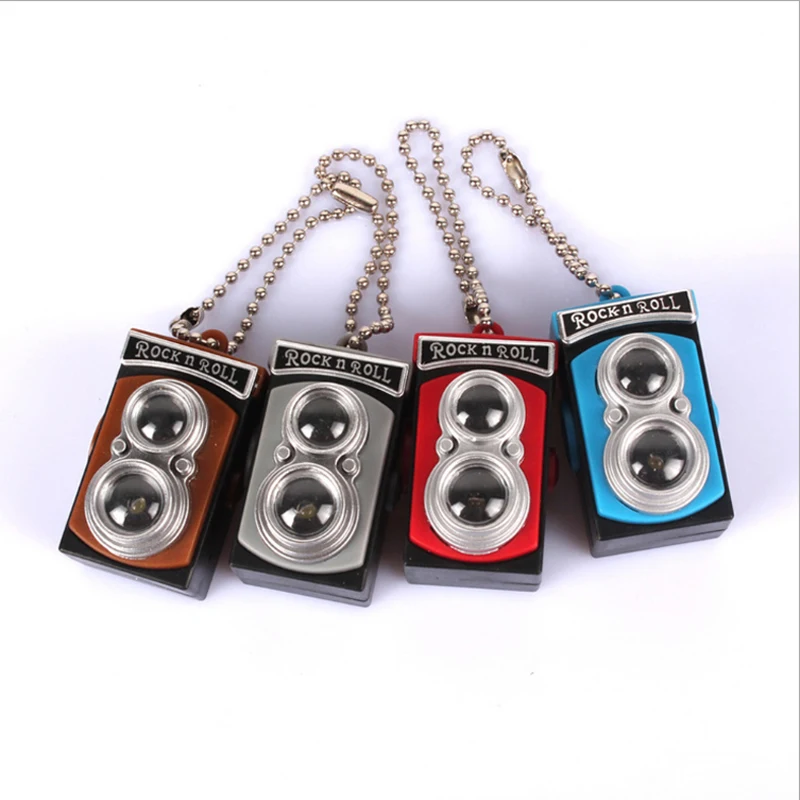 

100pcs/Lot Classic Camera LED Keychain With Sound Flashlight Retro Key Chain Fashion Gift Keyring