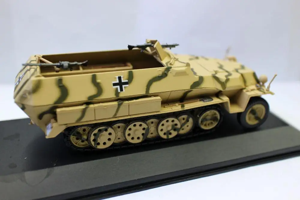 New Altaya 1/43 Scale Sd. kfz. 251/1 Ausf. c 4.pz div kursk 1943 Tank Military Truck Diecast Model for collection