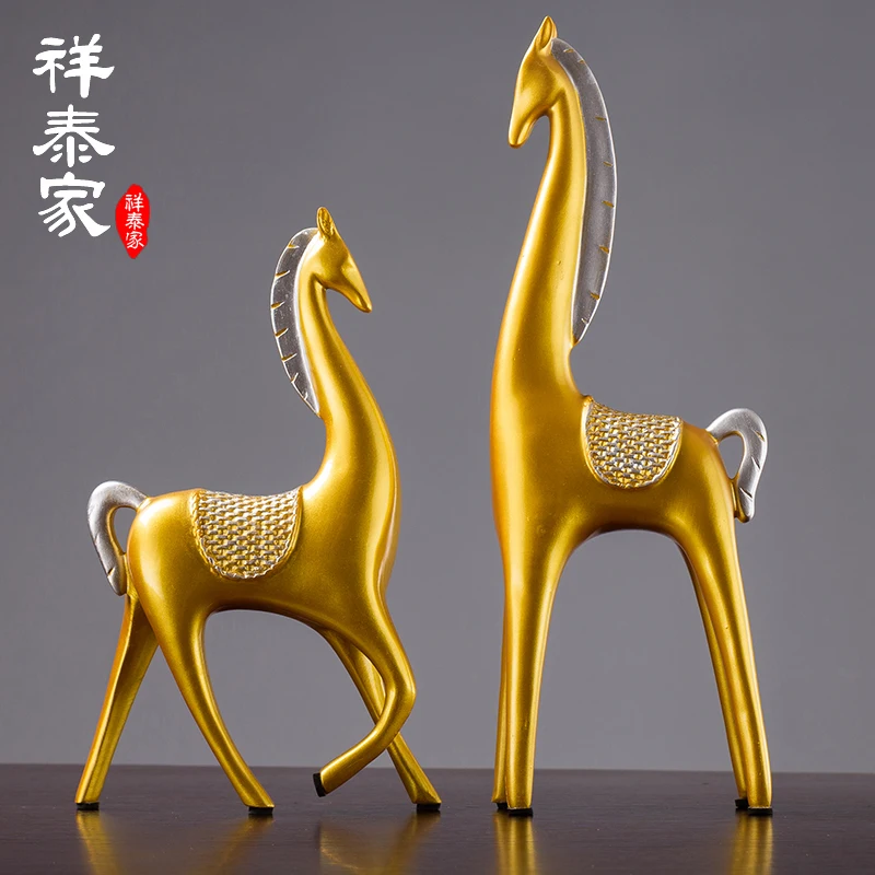 

On horse home decoration living room TV cabinet bedroom wine cabinet office desktop creative ornaments