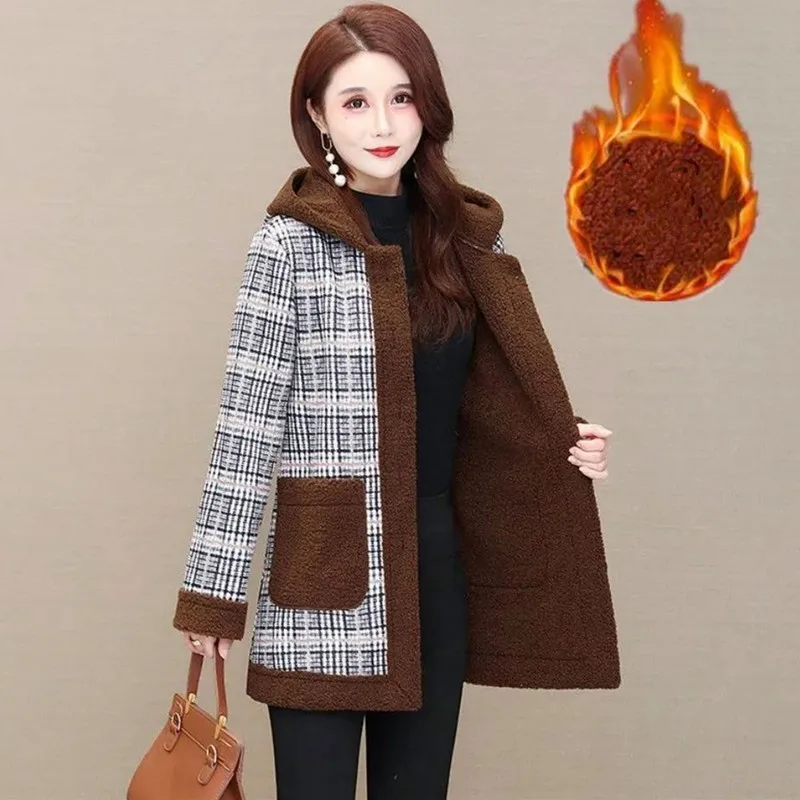 Fdfklak Lambs Wool Padded Jacket Women Winter Cotton Coat Hooded Thicken Velvet Warm Plus Size Parkas M-4XL Manteau Femme Hiver