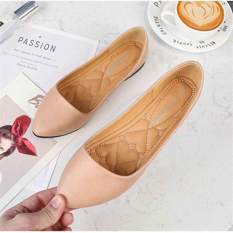 Women Flat Shoes Slip-on Pointed Toe Lady Loafers Plus Size 44 45 46 Shallow Single Low Heel Pregnant Woman Flats Zapatos Mujer