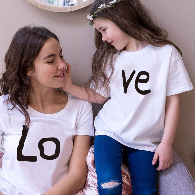 Ropa a juego para madre e hija, ropa roja de algodón con estampado, camiseta para mamá y yo, ropa para bebé, niño y niña