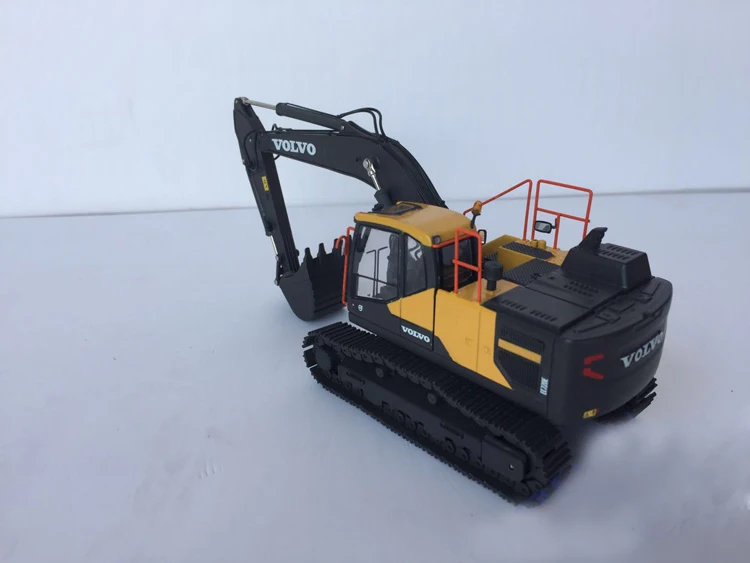 1:50 EC220E excavator alloy model Gifts Souvenir Toys